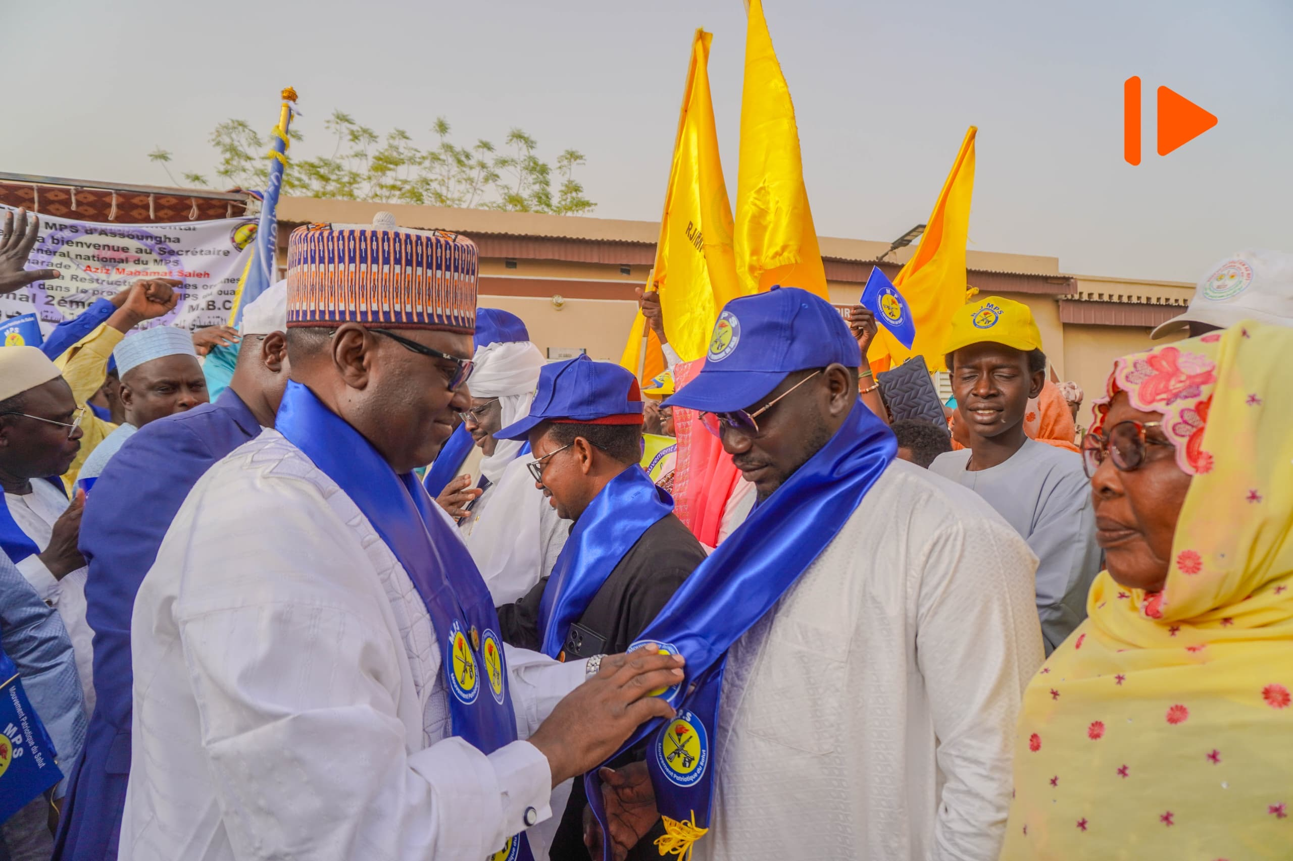 سياسة: تنصيب الأمين الولائي وأعضاء المكتب الولائي لحزب الحركة الوطنية للإنقاذ في ولاية واداي بعضوية 23 عضواً